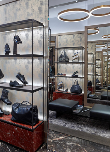 世界名品內(nèi)購會